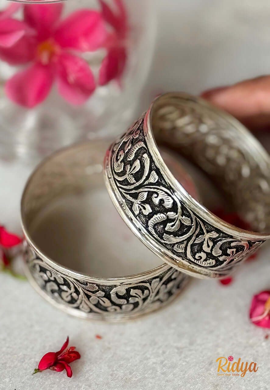 Silver Bangles Design- Detailed Chitai Work Statement Bangles (3) Ridya Fashions