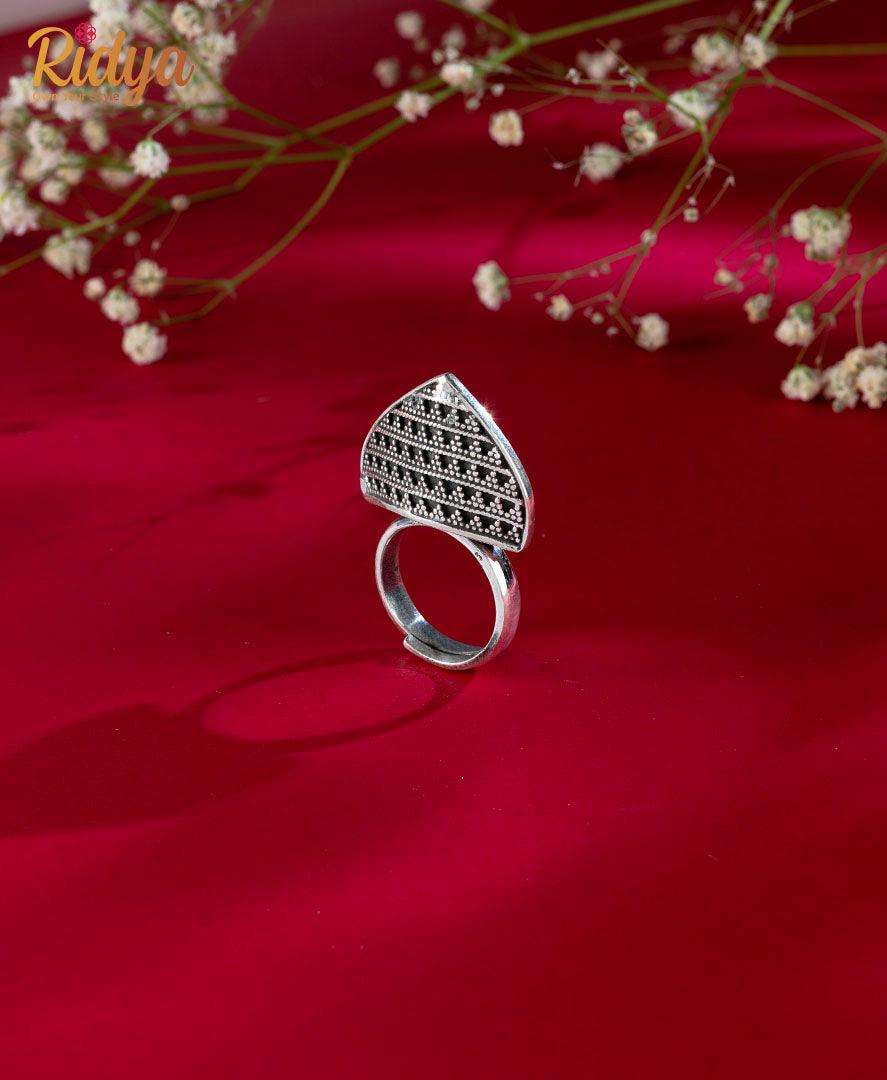 925 Silver Ring- Daana Detailed Cone Casual Ring (3) Ridya Fashions