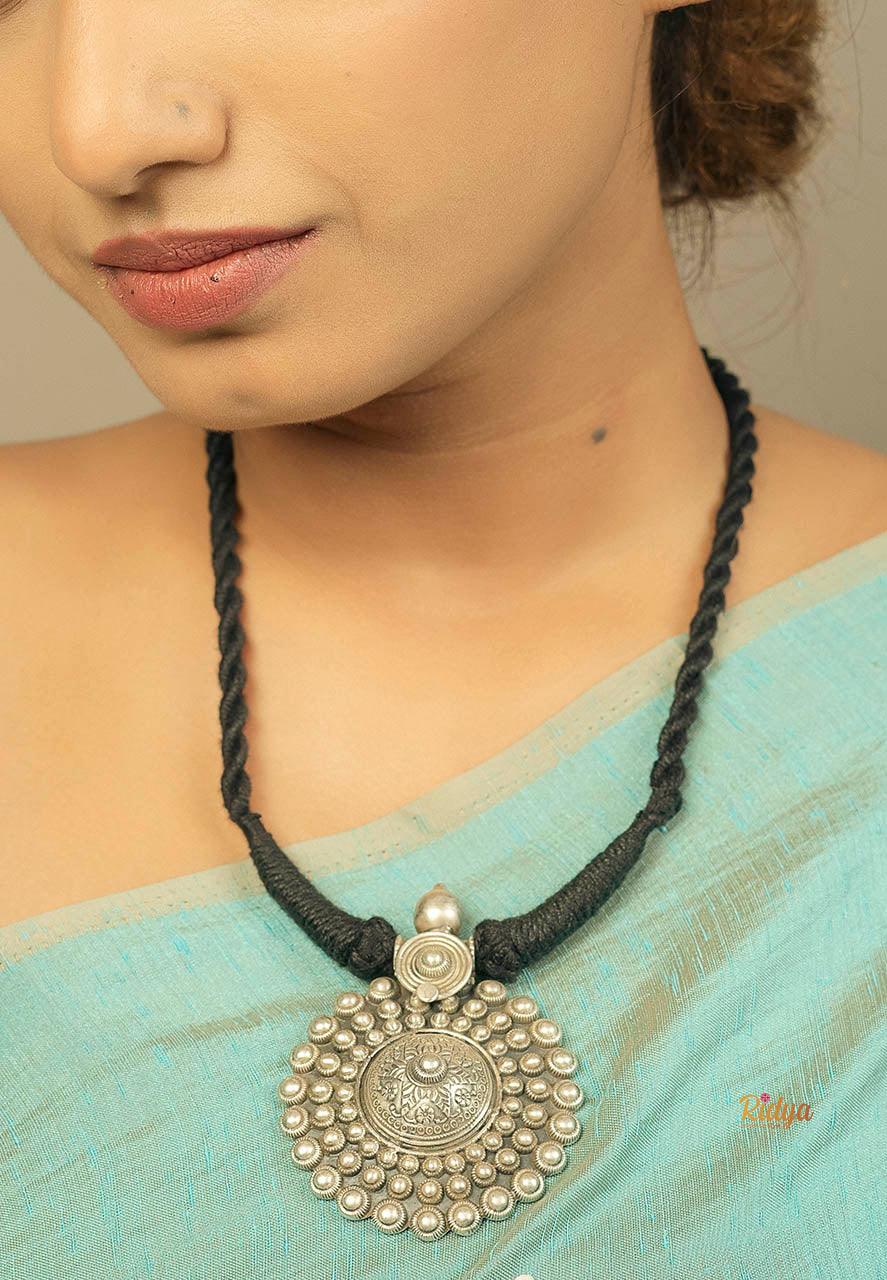 925 Silver Necklace Online-Daana Details Round Shaped Pendant Versatile Necklace (3) Ridya Fashions