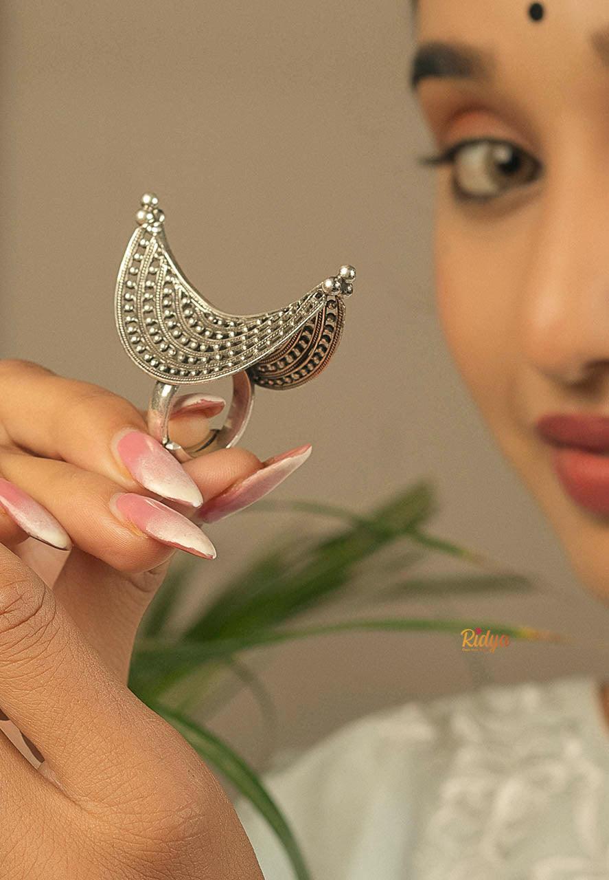 925 Pure Silver Rings-Dew Drops on a Boat Quirky Ring (1) Ridya Fashions