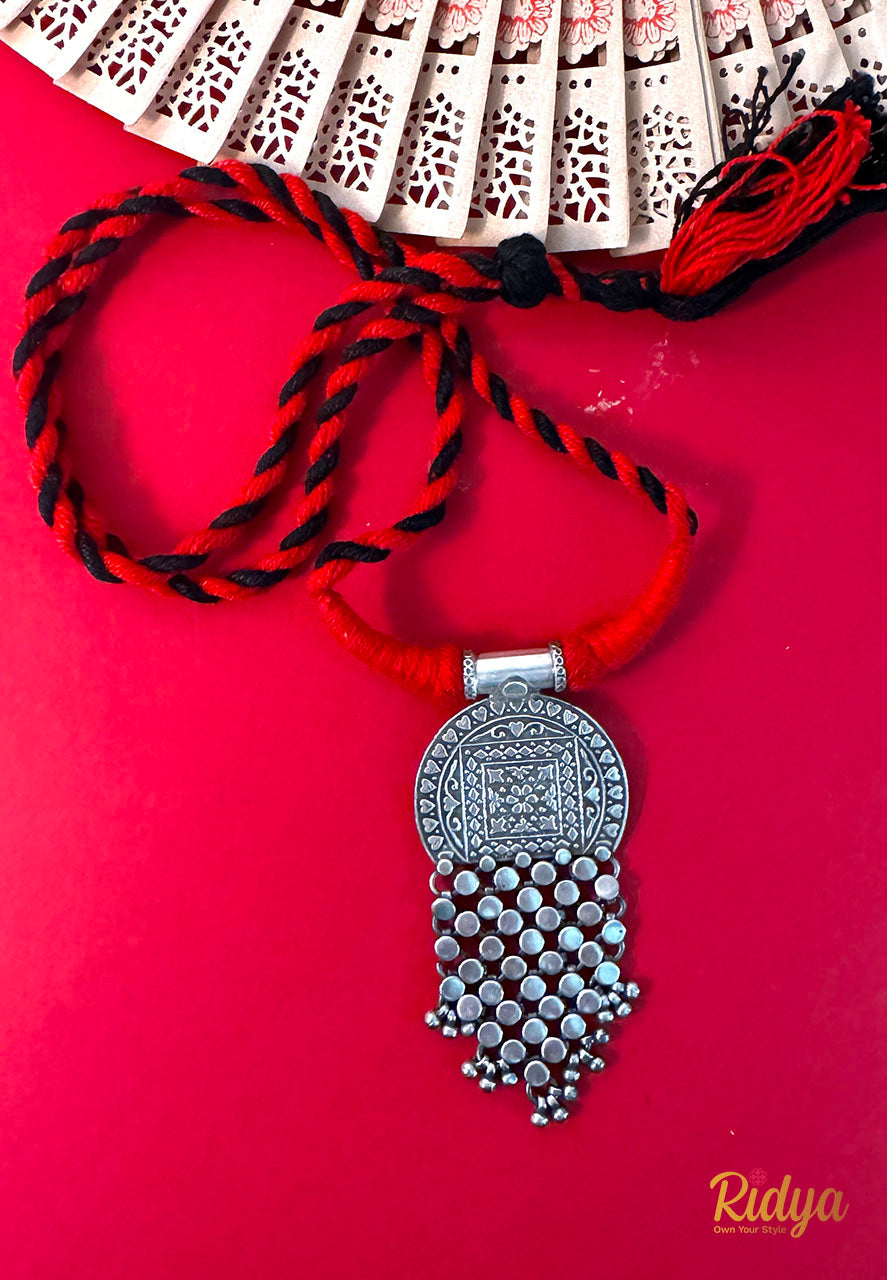 Ethnic Details Embossed Jaali Ghungru Necklace