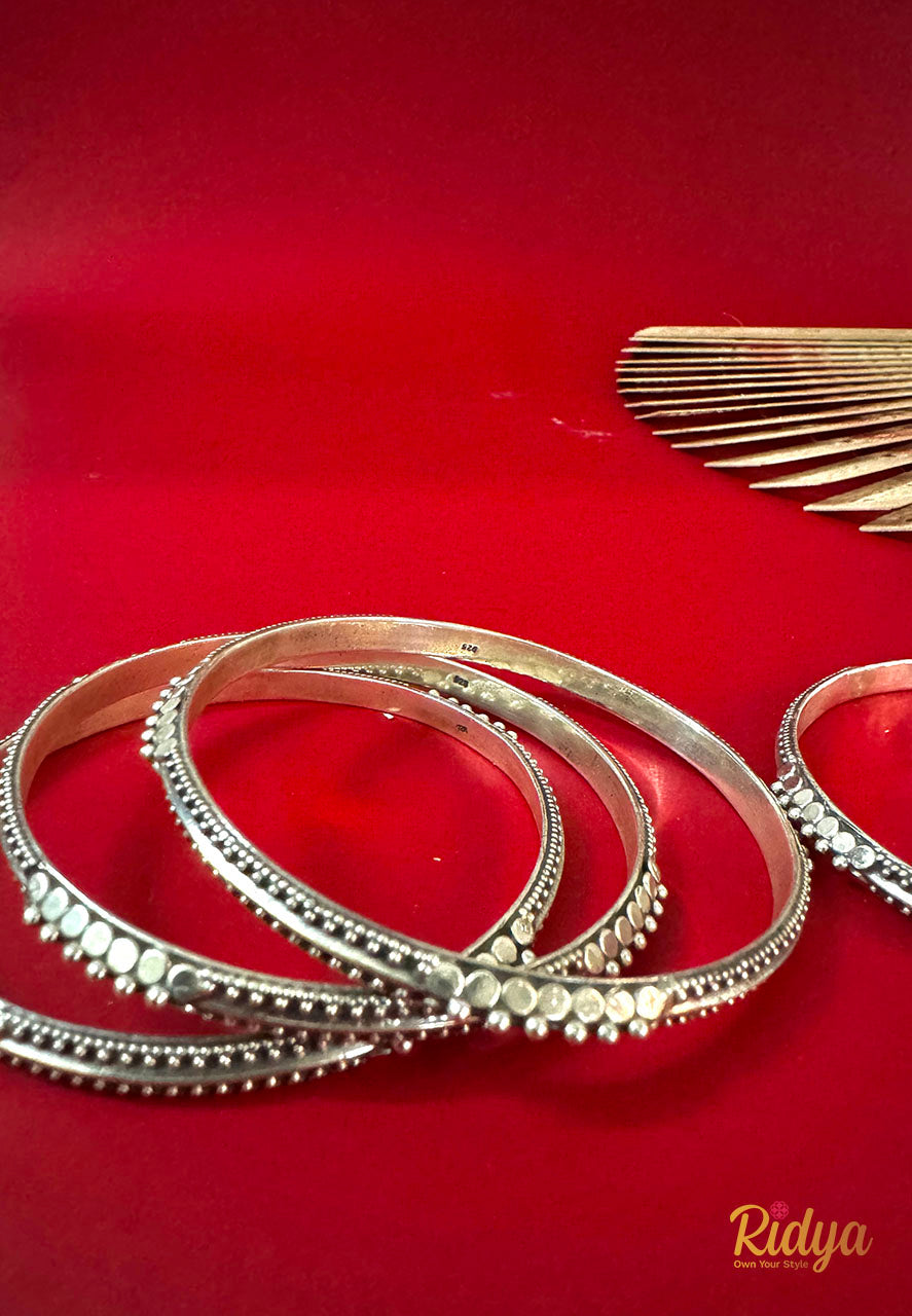 Daana Details Intricate Bangles