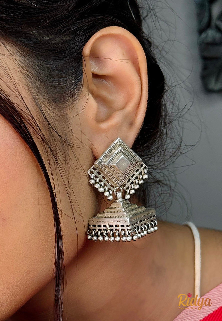 Detailed Ladder Ghungru Jhumka Earrings