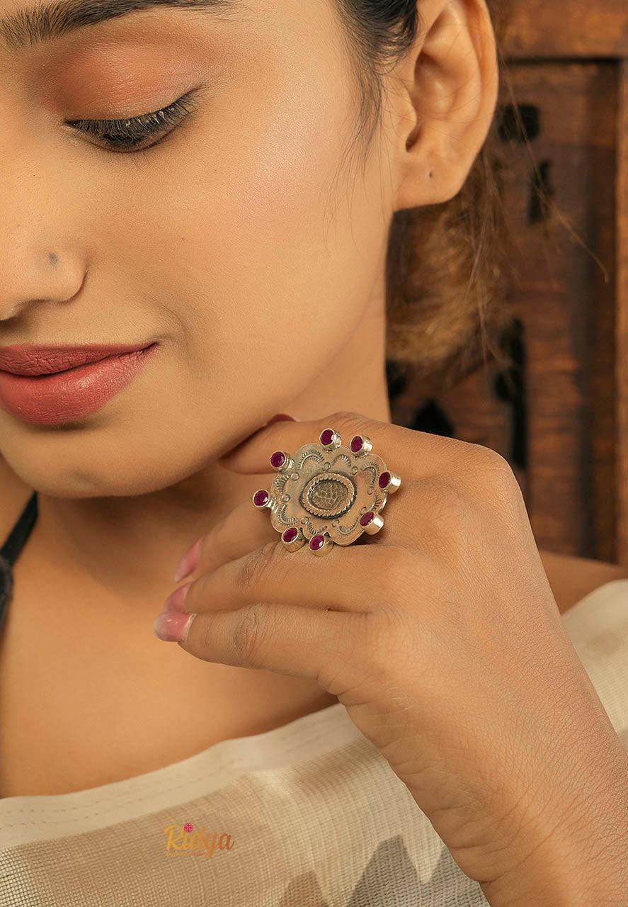 925 Pure Silver Rings-Scallop Edges Pink Stone Quirky Ring (4) Ridya Fashions